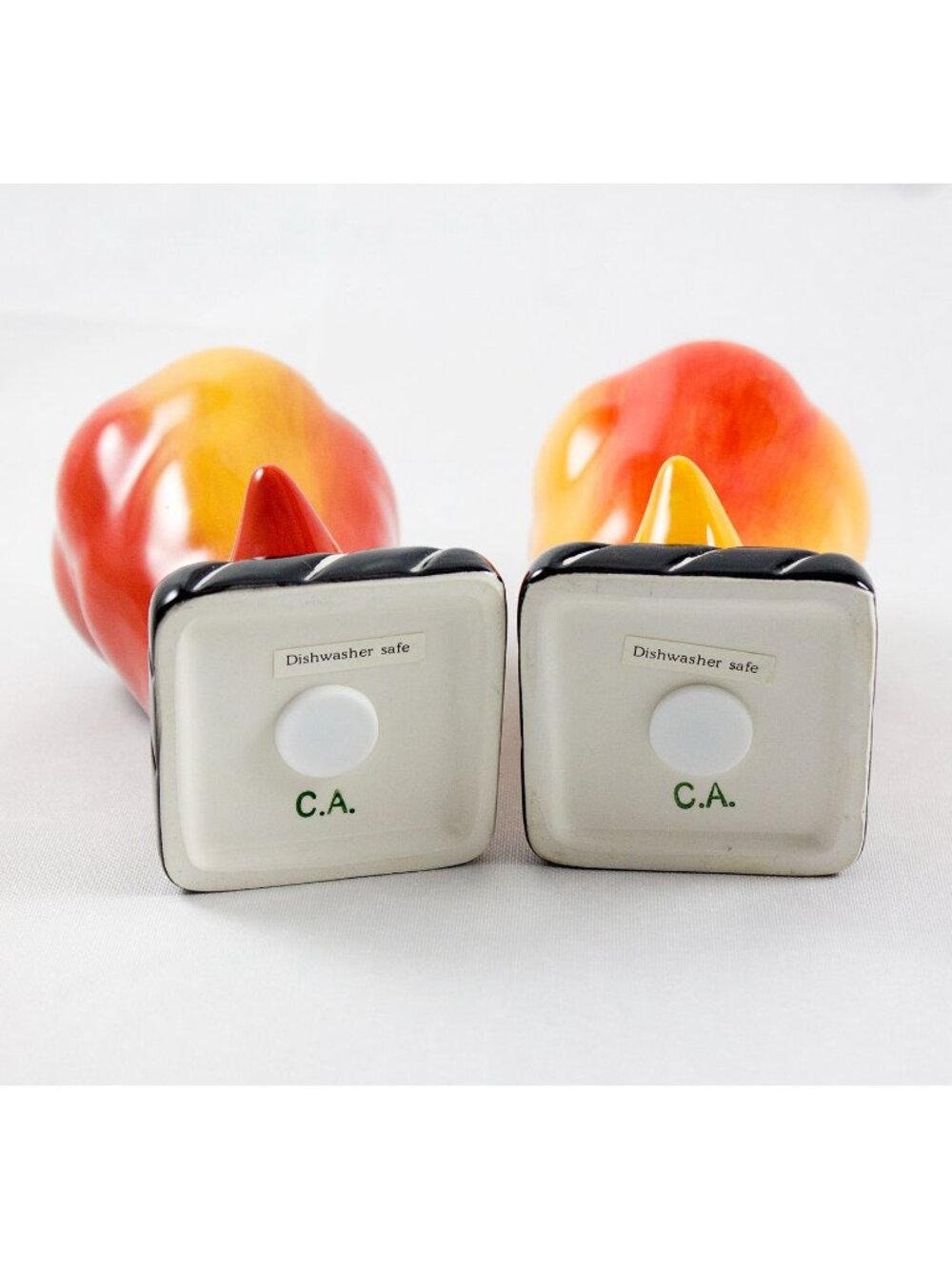 Clay Art Southwest Style Chili Peppers Ceramic Salt & Pepper Set 5.25" - Picture 6 of 8